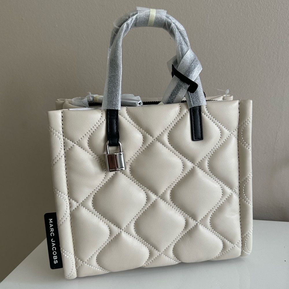 NEW Marc Jacobs Pillow Bag